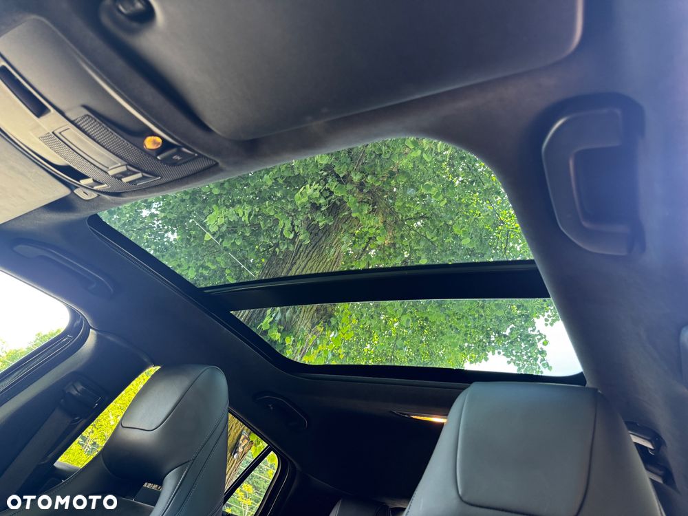 Infiniti Q30 2.0t DCT AWD Sport - 33