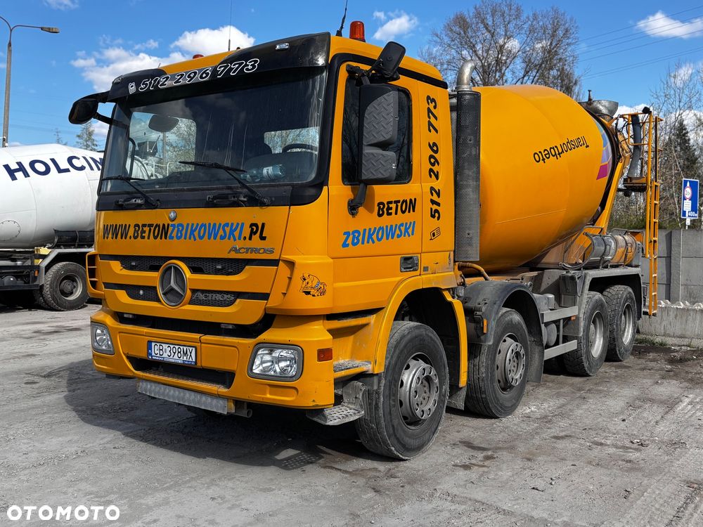 Mercedes-Benz Actros - 2