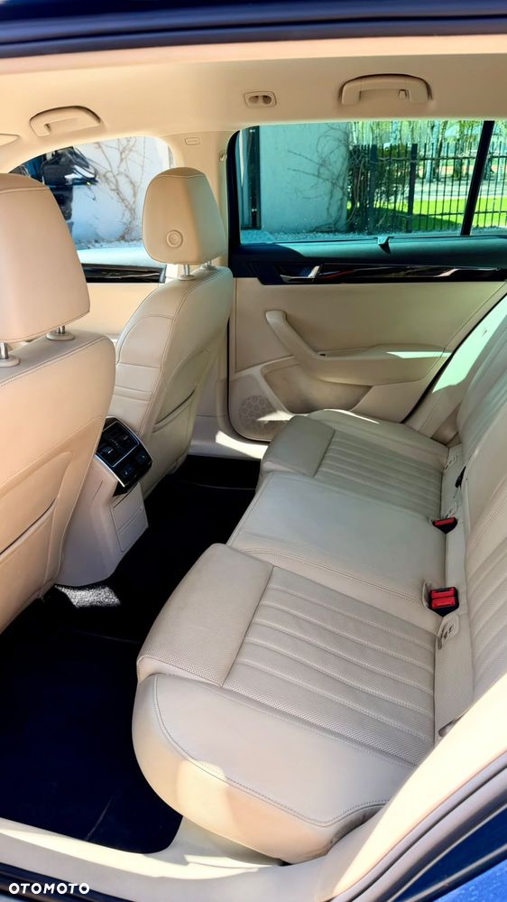 Skoda Superb 2.0 TSI 4x4 L&K DSG - 14