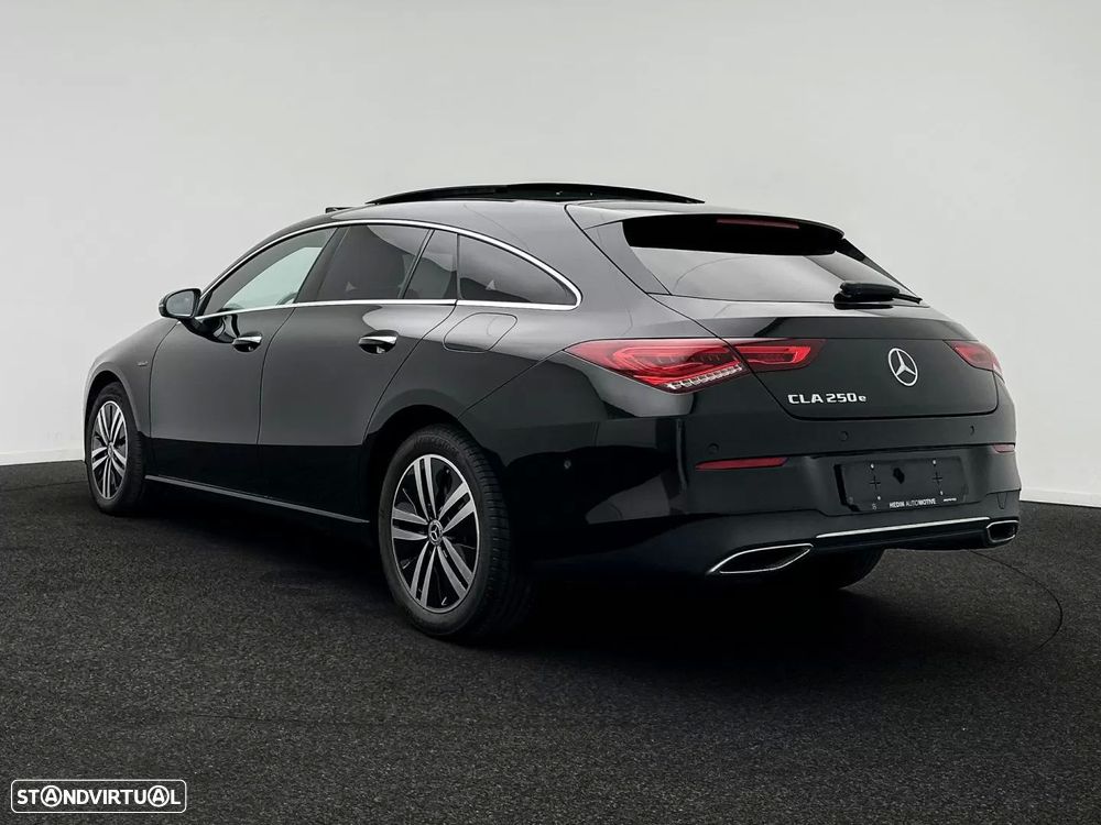 Mercedes-Benz CLA 250 e Shooting Brake Style Plus - 4