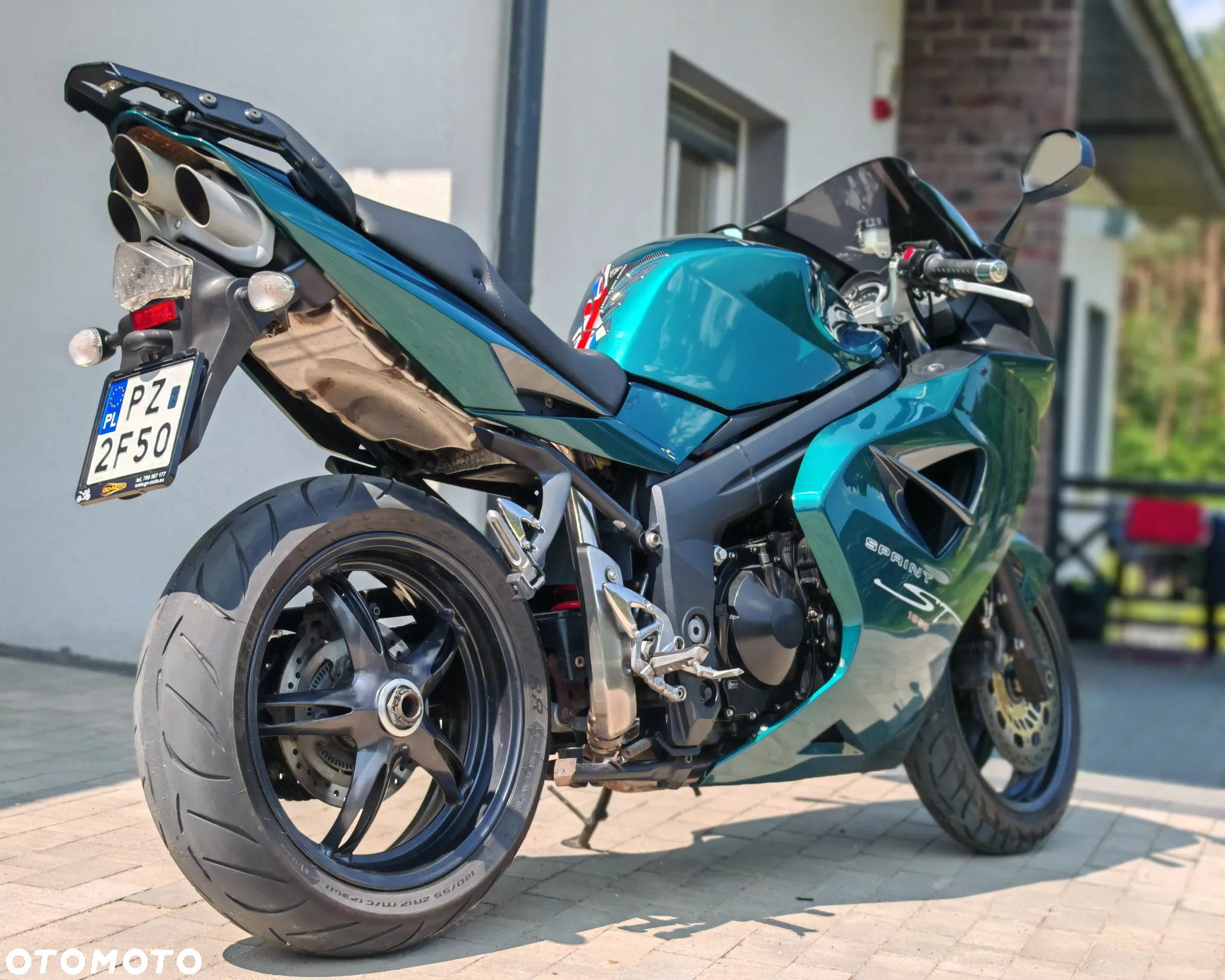 Triumph Sprint - 9