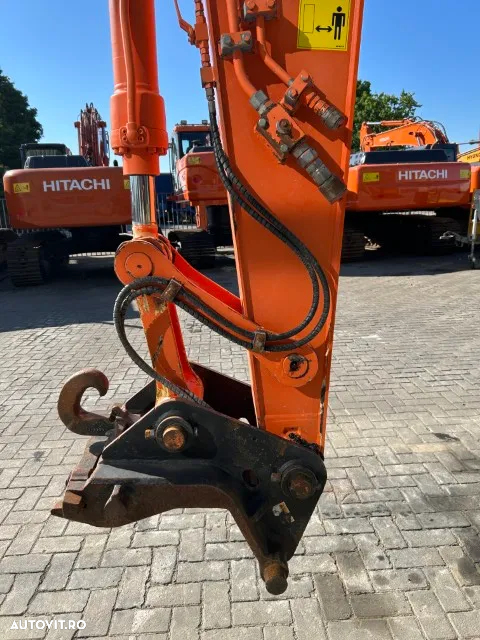 Hitachi ZX140W-5B - 20