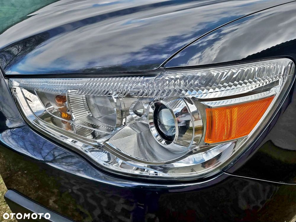 Mitsubishi ASX 1.8 DI-D 2WD Instyle - 16