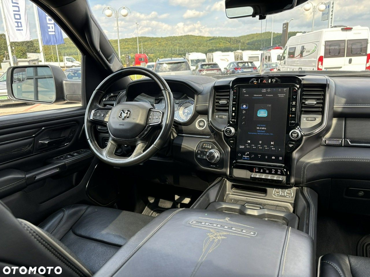 RAM 1500 - 16