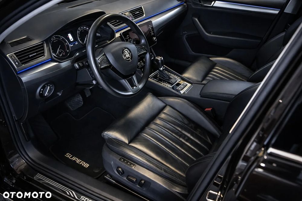 Skoda Superb 2.0 TDI SCR Sportline DSG - 7