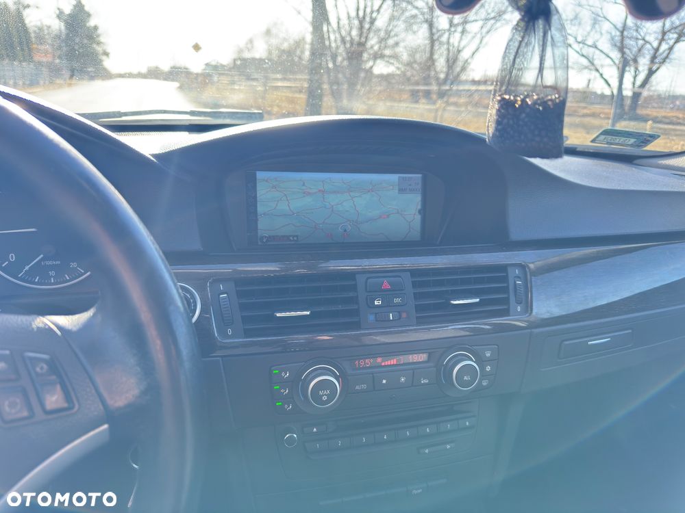 BMW Seria 3 320d - 3