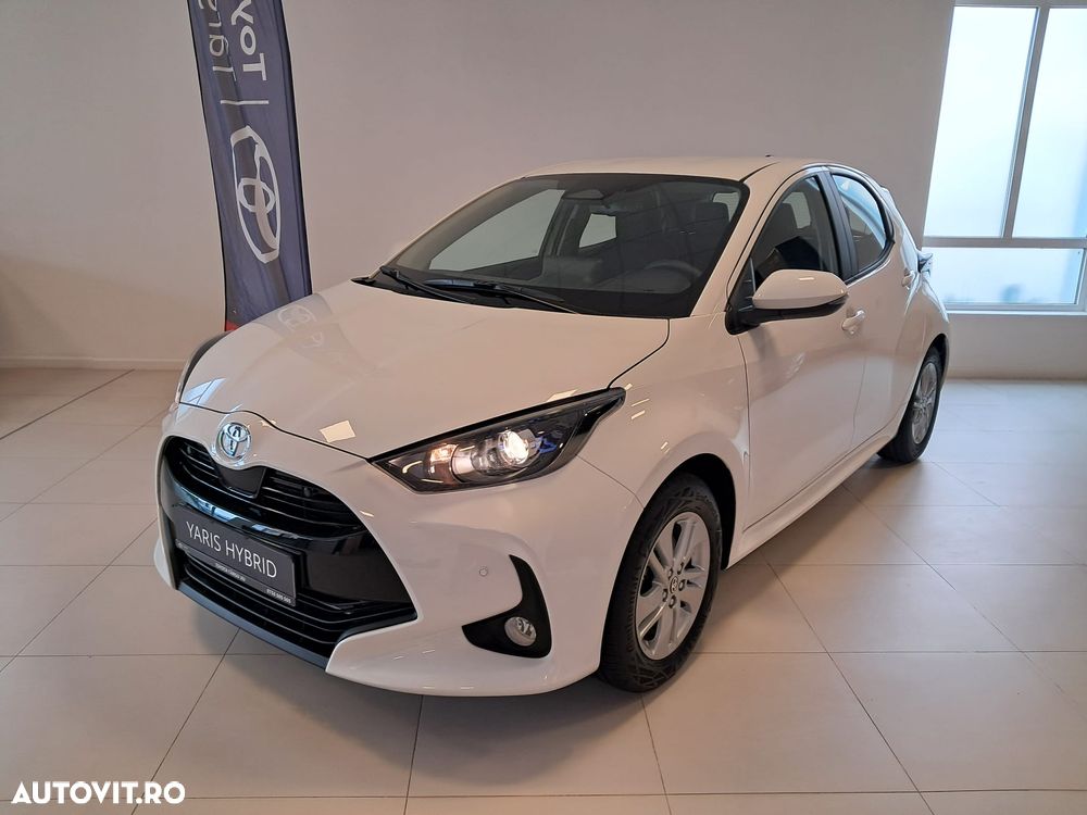 Toyota Yaris 1.5 VVT-i HSD Eco - 4