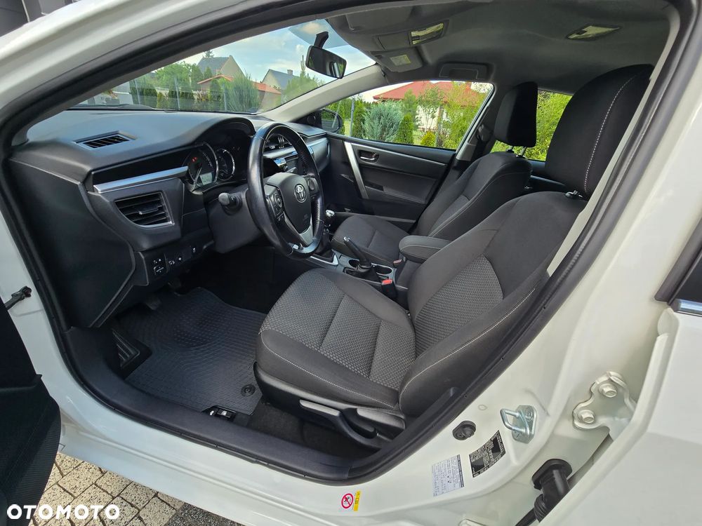 Toyota Corolla 1.6 Premium - 5