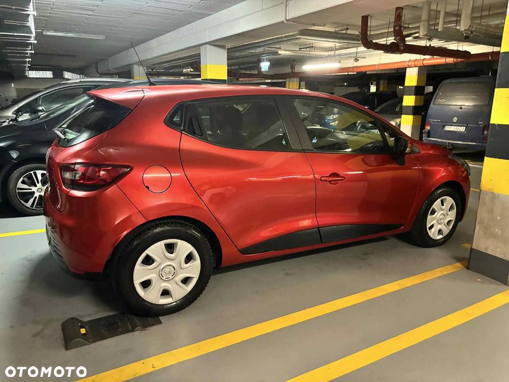 Renault Clio 1.2 16V Life - 4