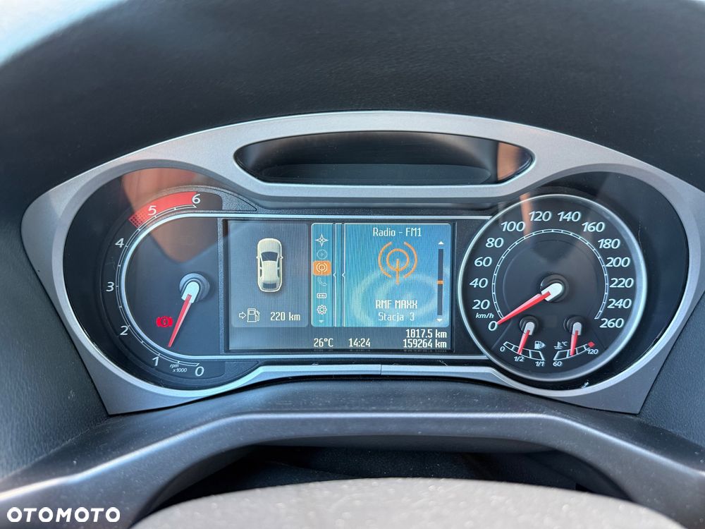 Ford Mondeo - 18