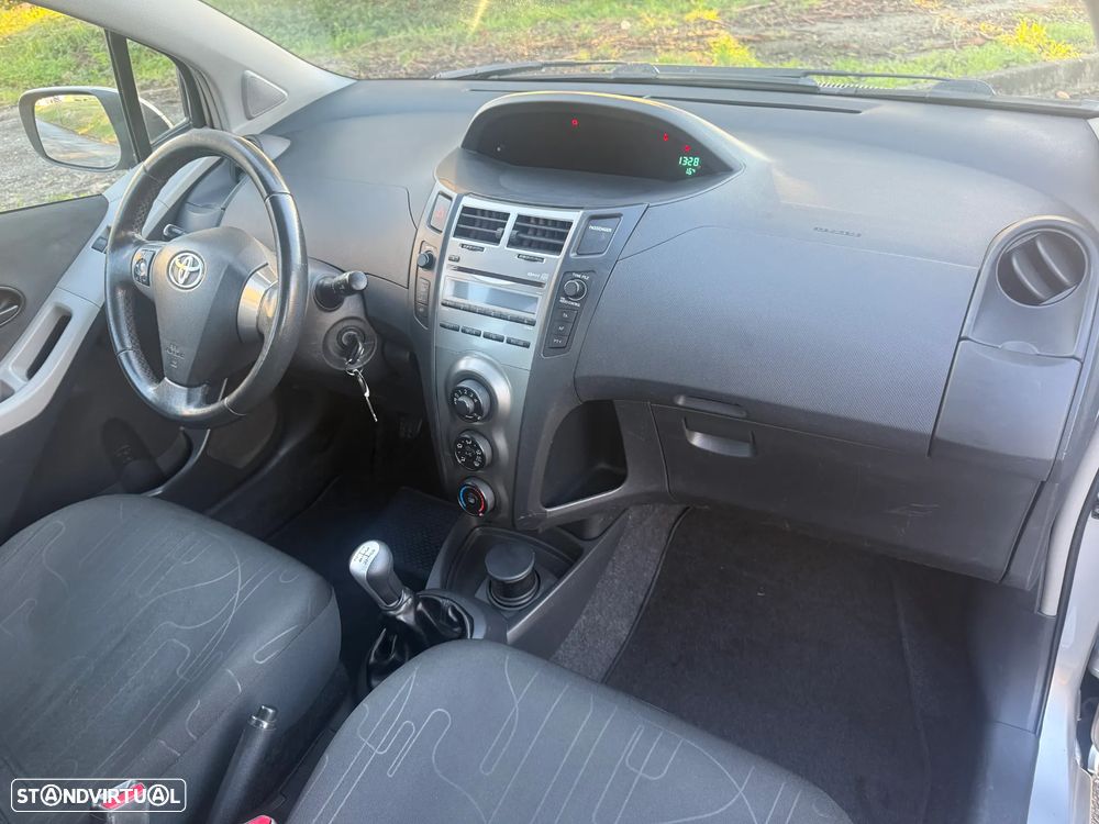 Toyota Yaris 1.0 VVT-i Comfort - 14