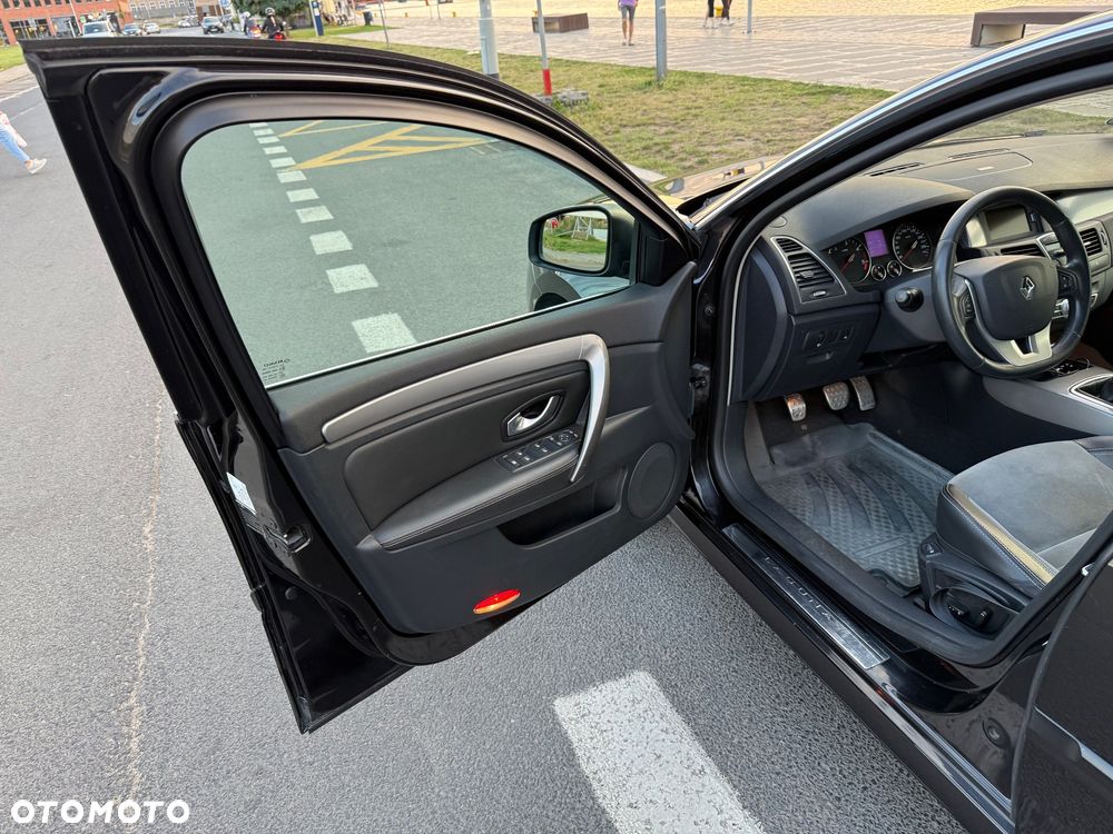 Renault Laguna dCi 150 FAP Bose - 15