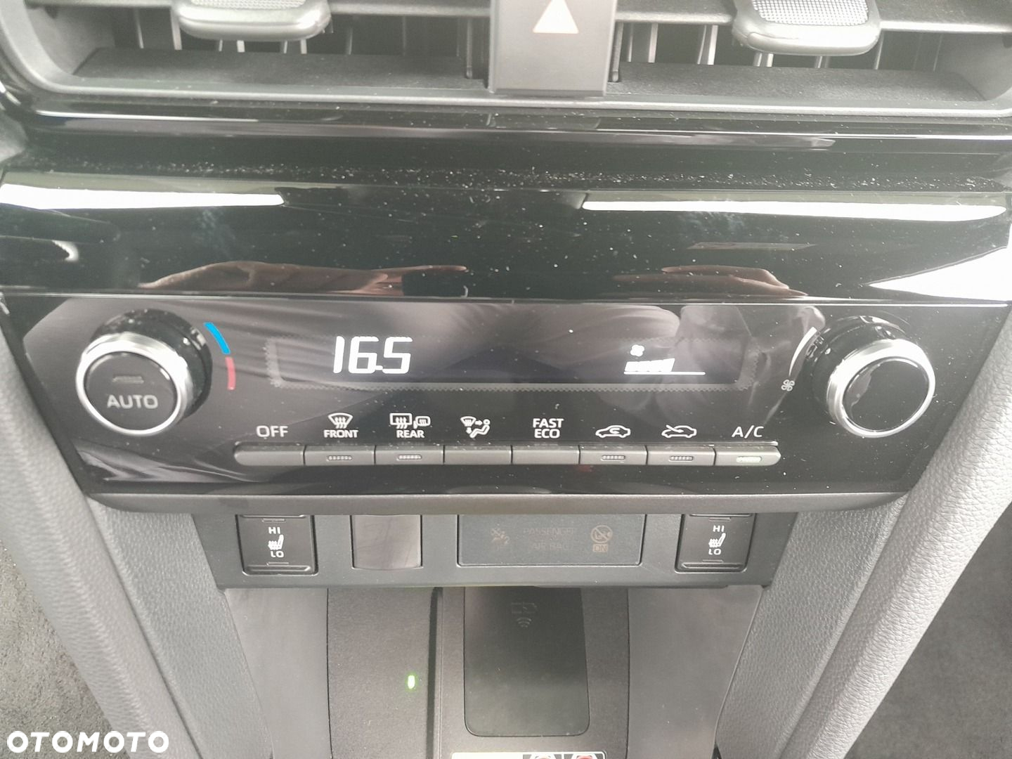 Toyota Yaris Cross - 19