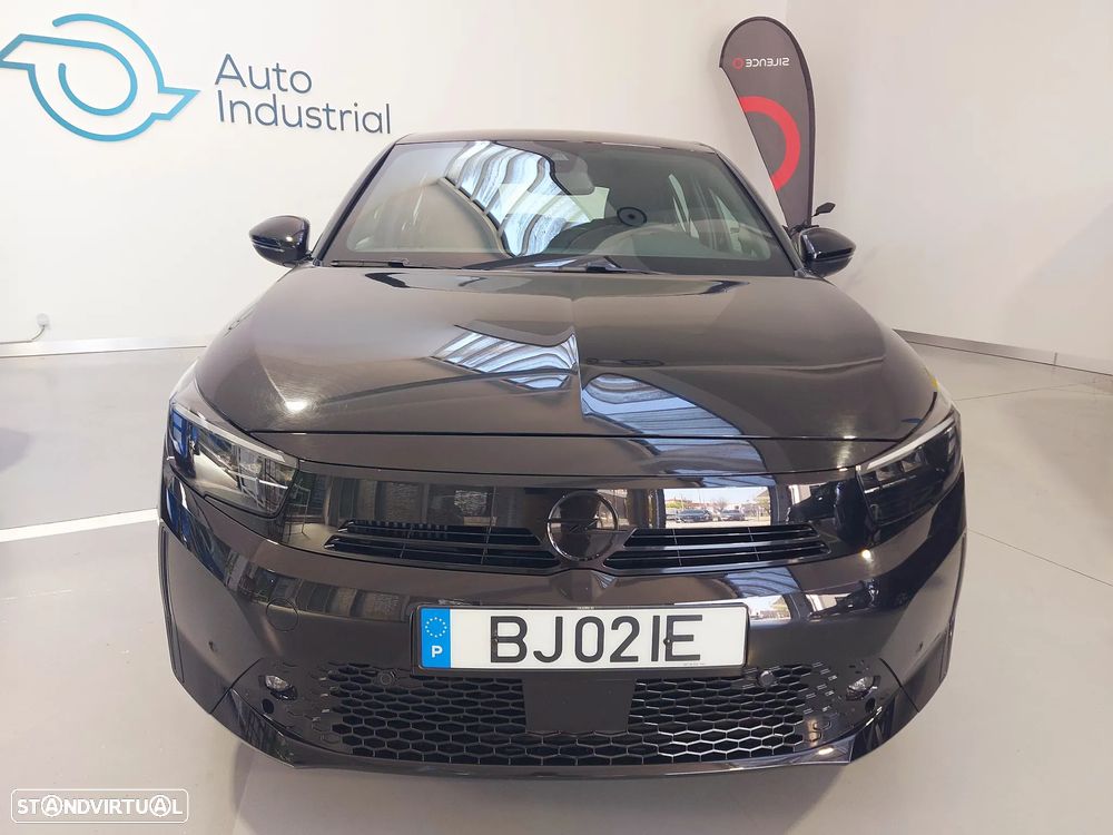 Opel Corsa 1.2 T GS - 2