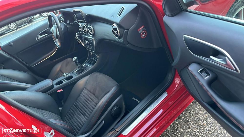 Mercedes-Benz A 180 d AMG Line - 8