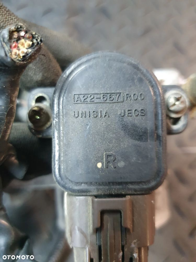 PRZEPUSTNICA SUBARU FORESTER SF 2.0 A33661R02 A22667R00  LEGACY IMPREZA - 3