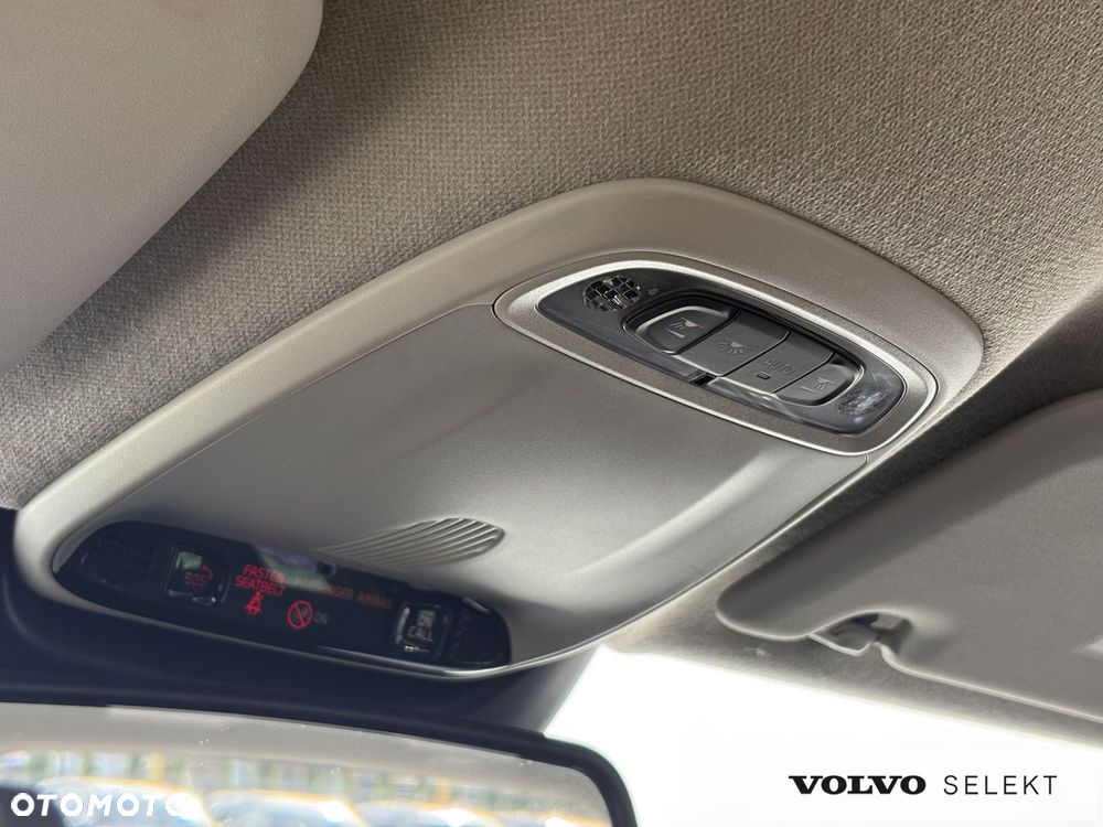 Volvo XC 40 - 29