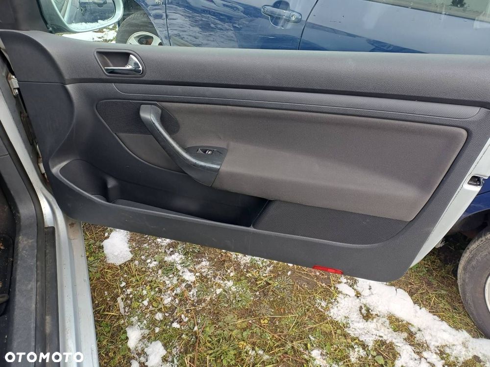 DRZWI KOMPLETNE PRAWY PRZÓD 3D VOLKSWAGEN GOLF V LA7Q - 5