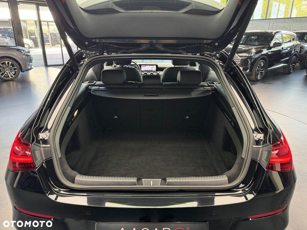 Mercedes-Benz CLA 200 7G-DCT - 19