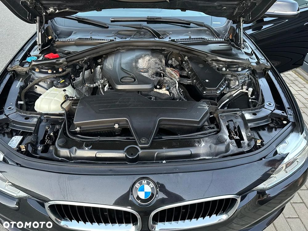BMW Seria 3 318d Edition M Sport Shadow - 6