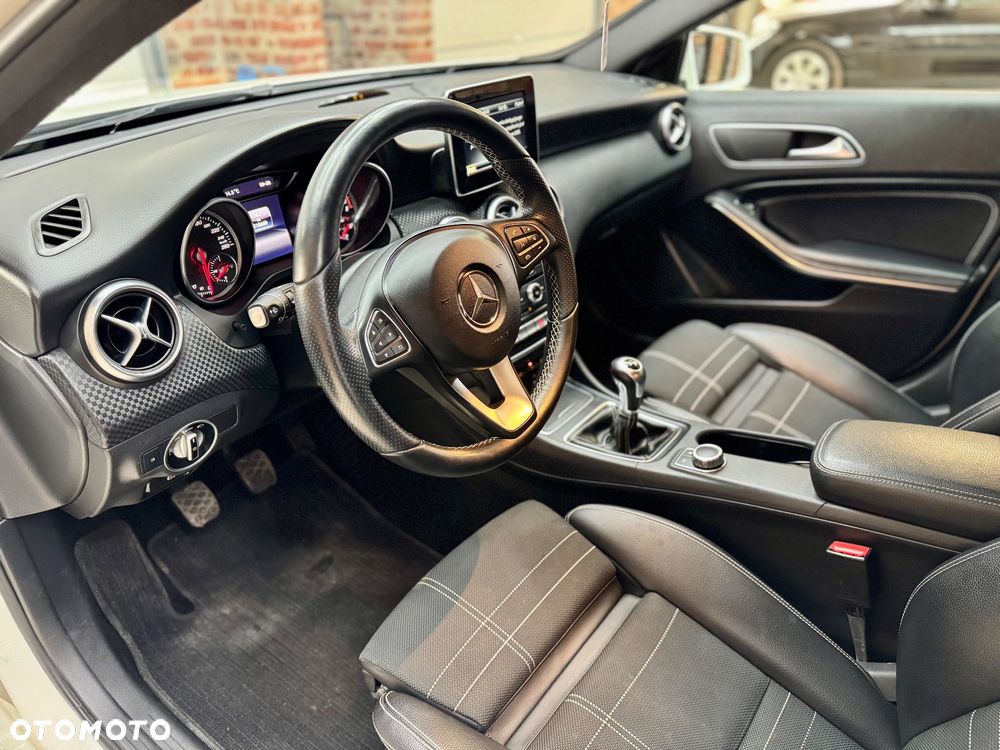 Mercedes-Benz Klasa A 160 SCORE - 14