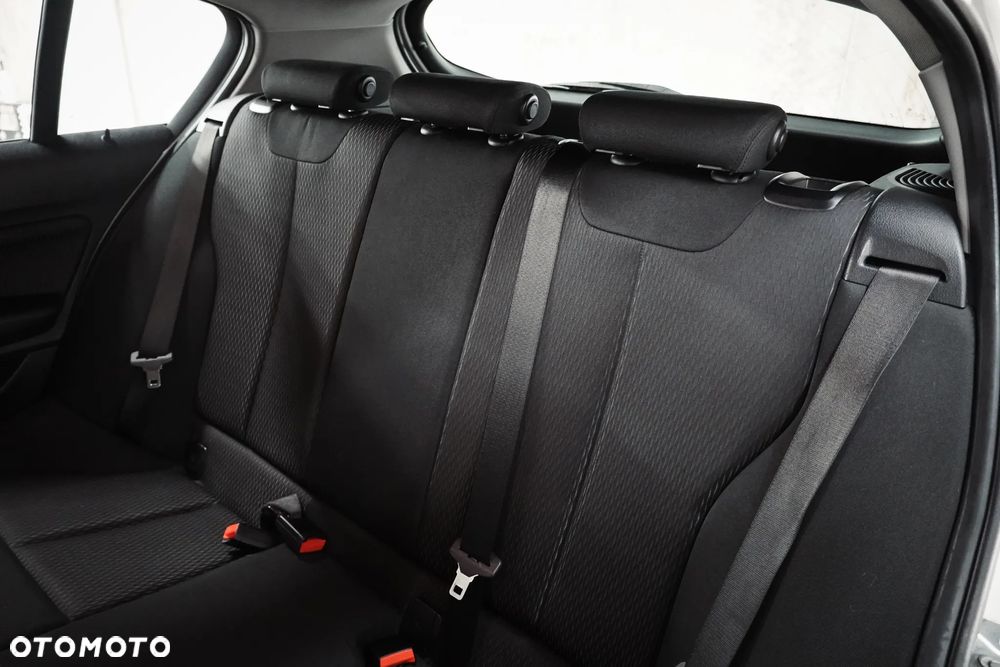 BMW Seria 1 118i - 7