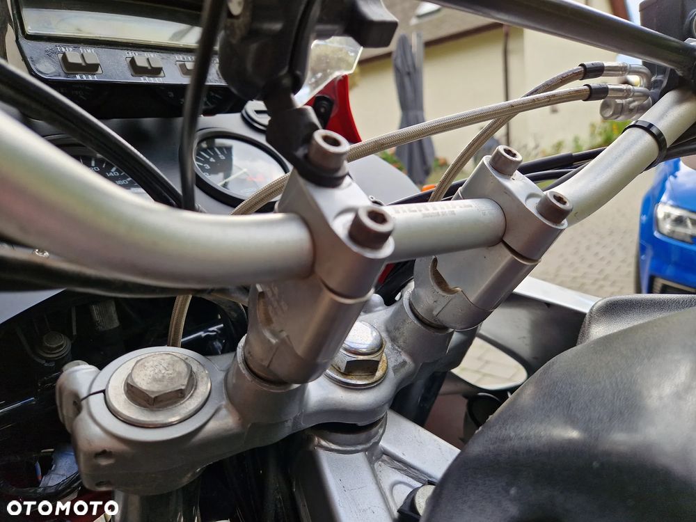 Honda XRV - 30