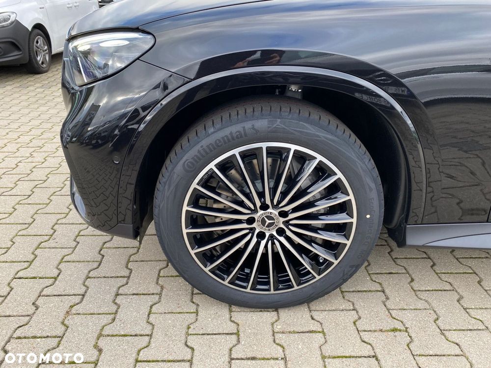 Mercedes-Benz GLC - 7