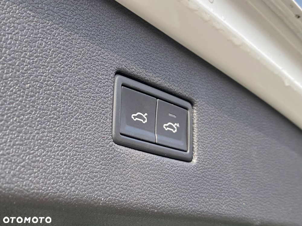 Volkswagen Tiguan - 34