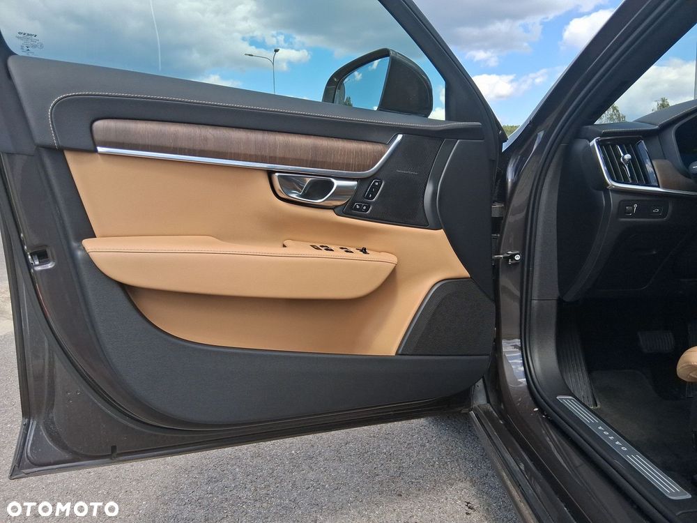 Volvo S90 - 18