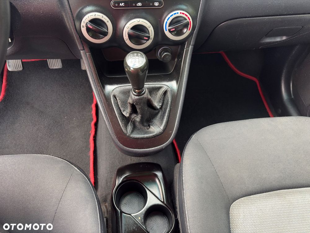 Hyundai i10 - 18