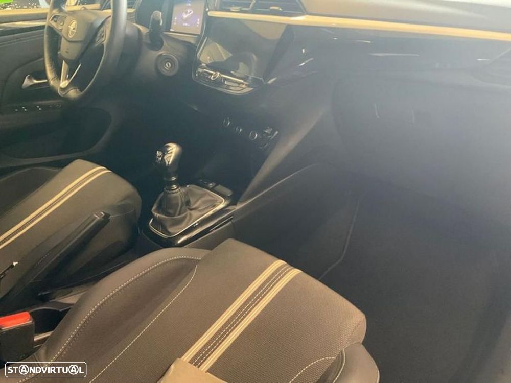 Opel Corsa 1.2 T Edition - 9