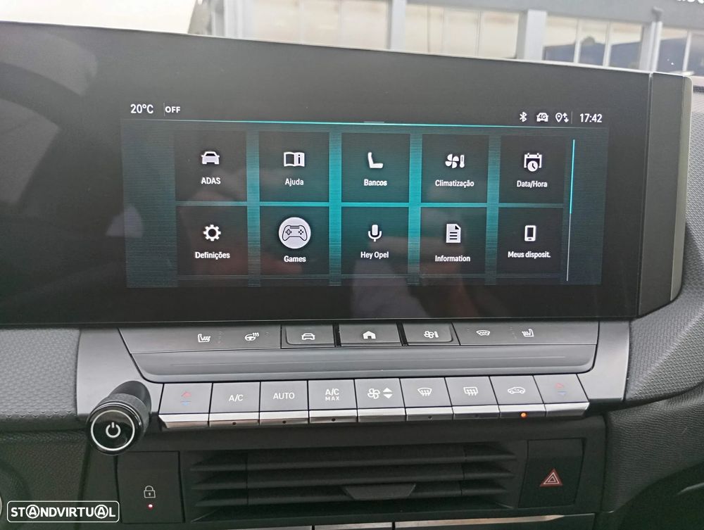 Opel Astra 1.2 T GS Aut. - 12