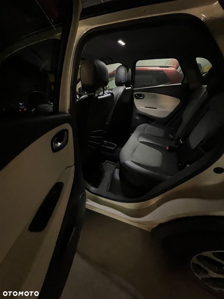 Renault Captur 0.9 Energy TCe XMOD - 9