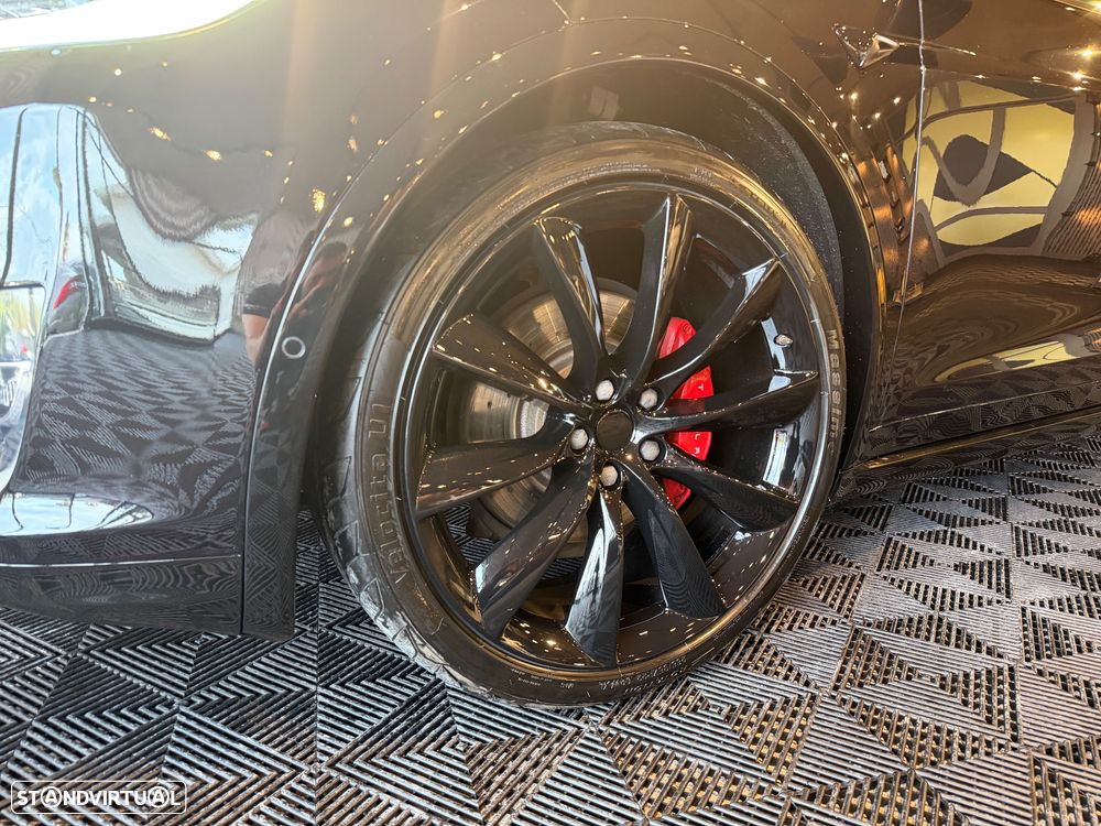 Tesla Model X P100D - 8