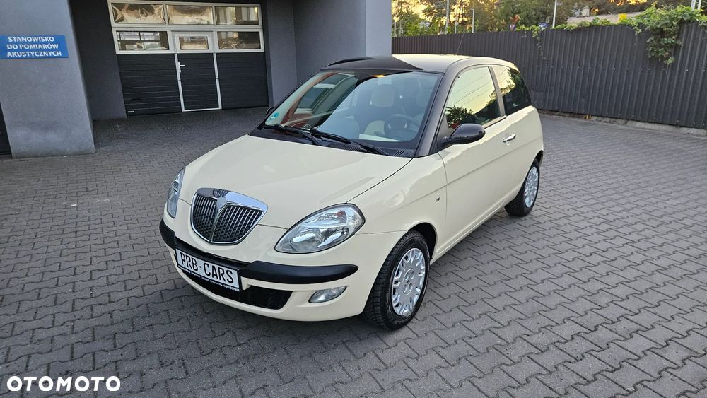 Lancia Ypsilon Y 1.2 8v Argento - 2