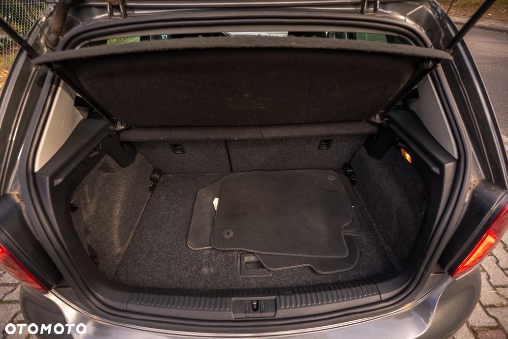 Volkswagen Polo - 21