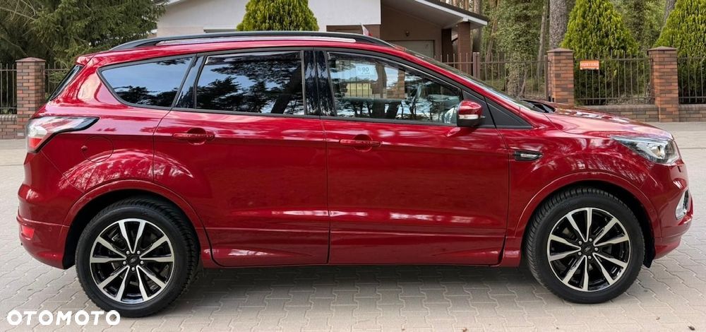 Ford Kuga 1.5 EcoBoost ST-LINE - 8