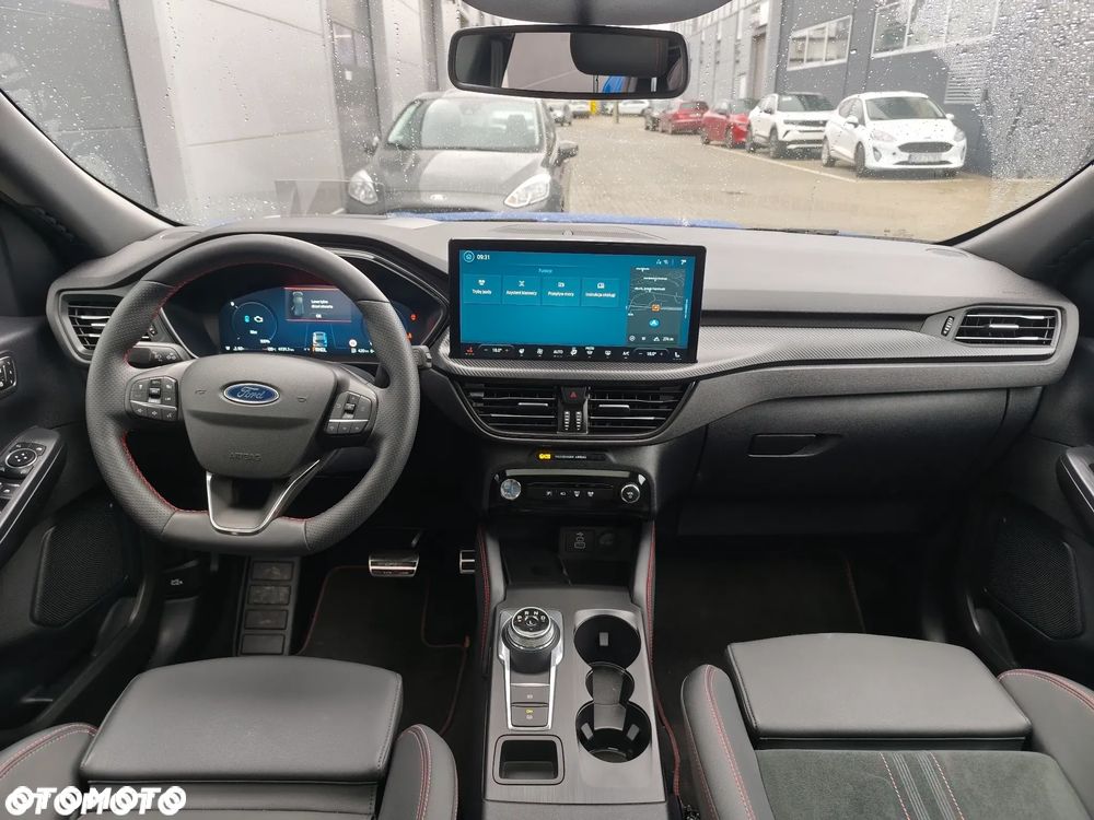 Ford Kuga 2.5 FHEV AWD ST-Line X - 17