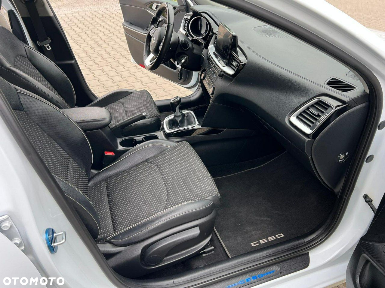 Kia Ceed 1.0 T-GDI OPF Spirit - 10