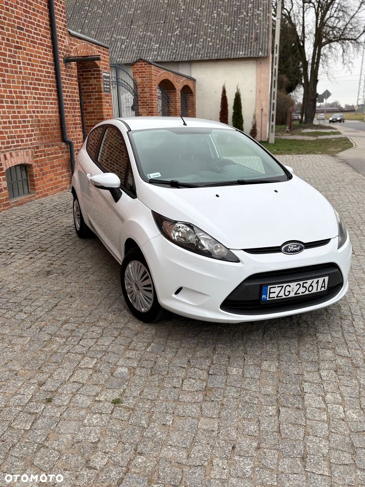 Ford Fiesta 1.25 Trend Edition - 4