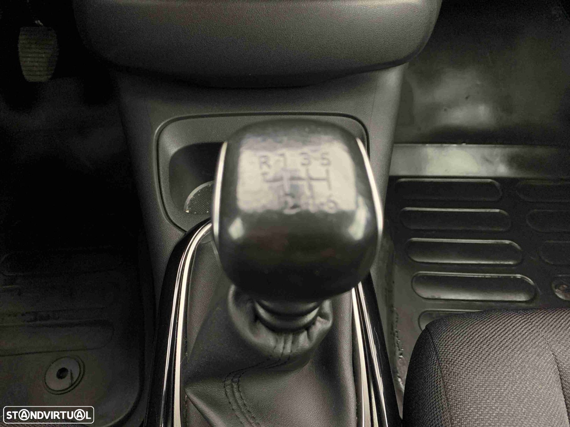 Citroën C4 Cactus 1.2 PureTech Shine - 12