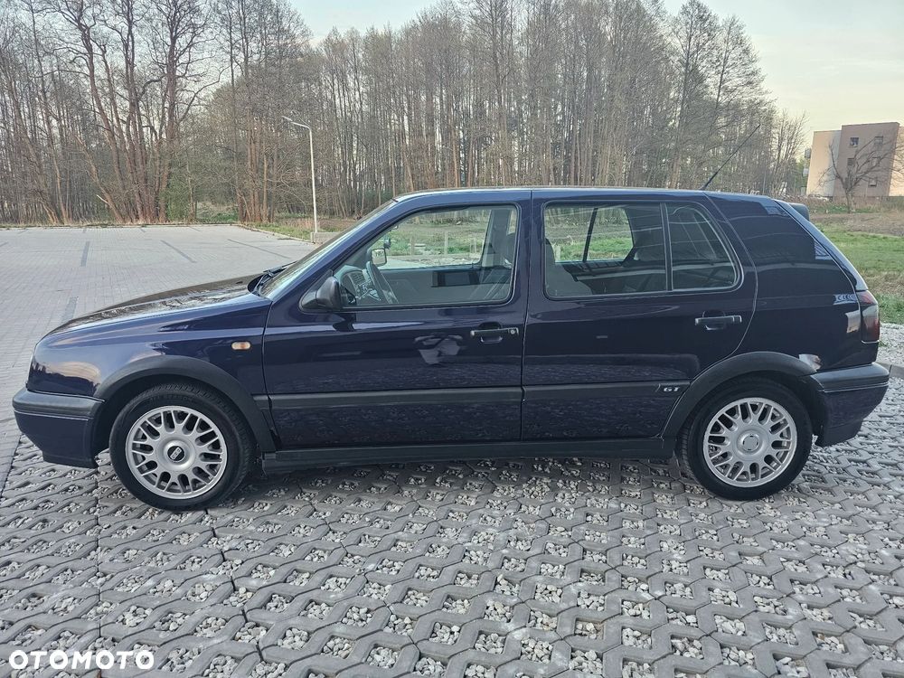 Volkswagen Golf - 15