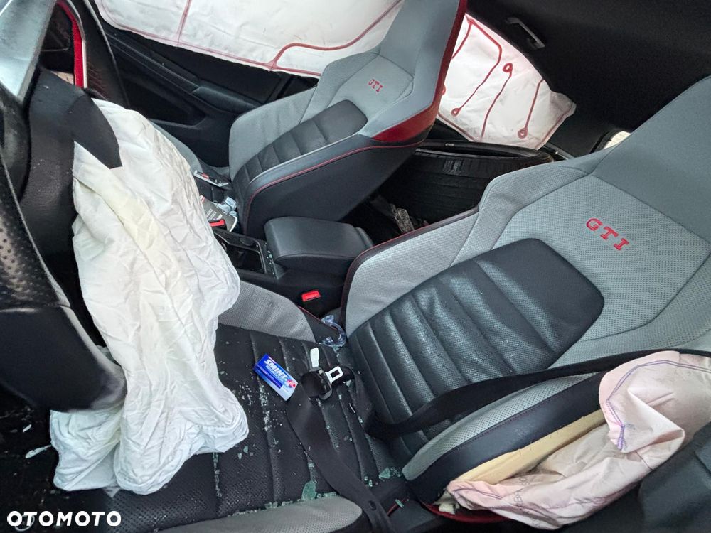 Volkswagen Golf 2.0 TSI OPF DSG GTI - 7