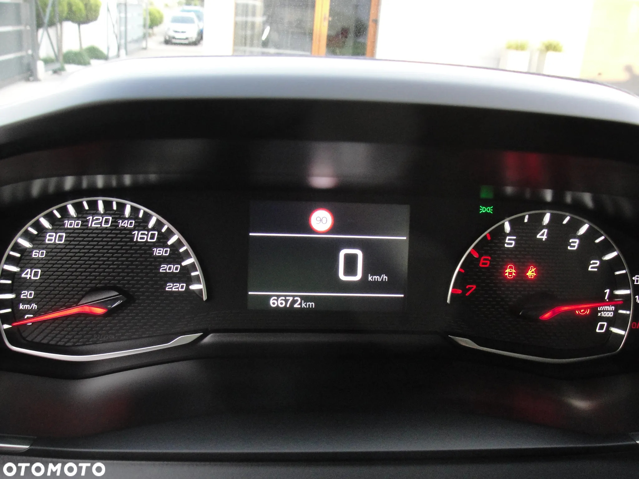 Peugeot 208 BlueHDi 100 Active Pack - 16