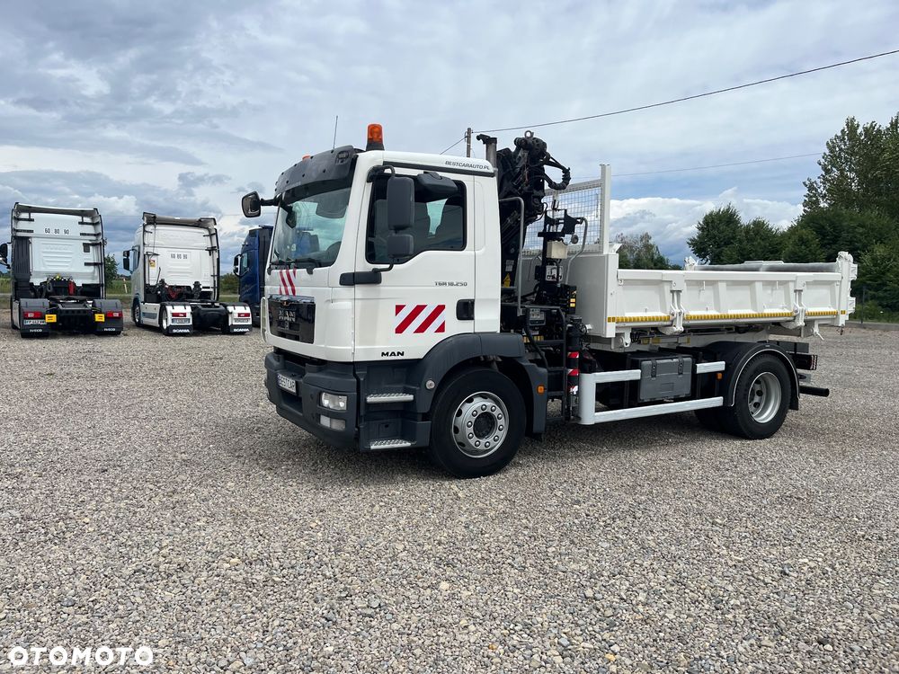 MAN TGM 18.250 EURO 5/ WYWROT 3 STRONY+ HDS HIAB 088/ BORDMATIC - 3