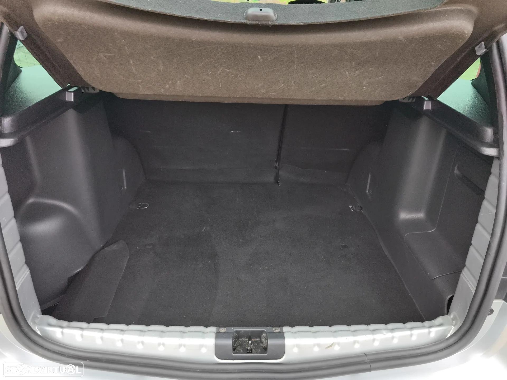 Dacia Duster 1.5 dCi Prestige - 20