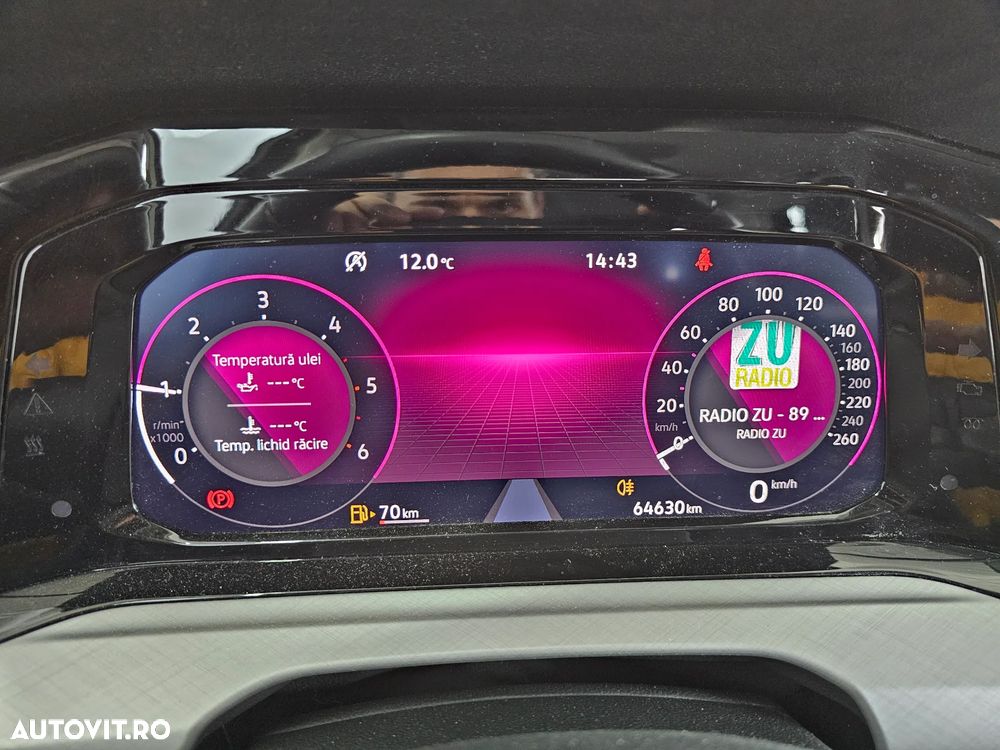 Volkswagen Golf 2.0 TDI Life - 11