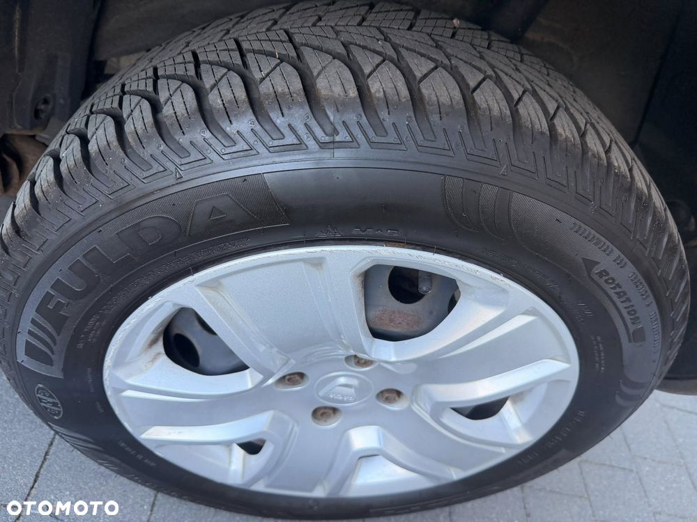 Dacia Sandero 1.2 16V Laureate - 27