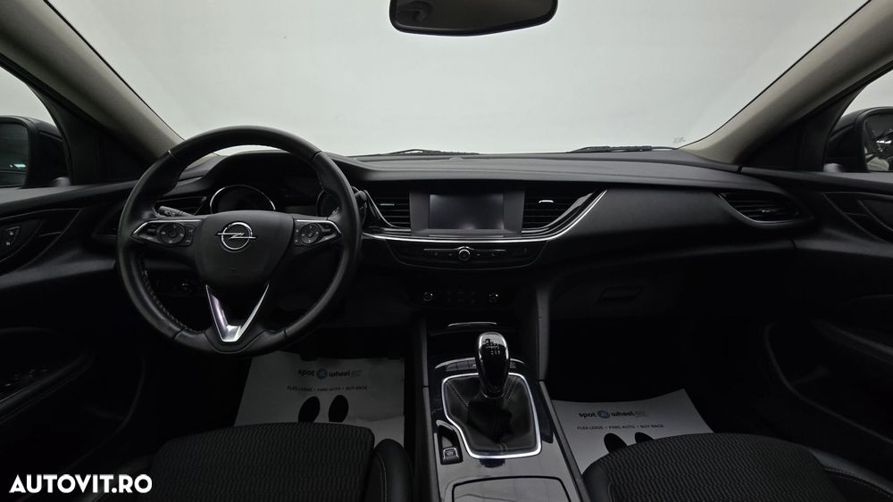 Opel Insignia - 14